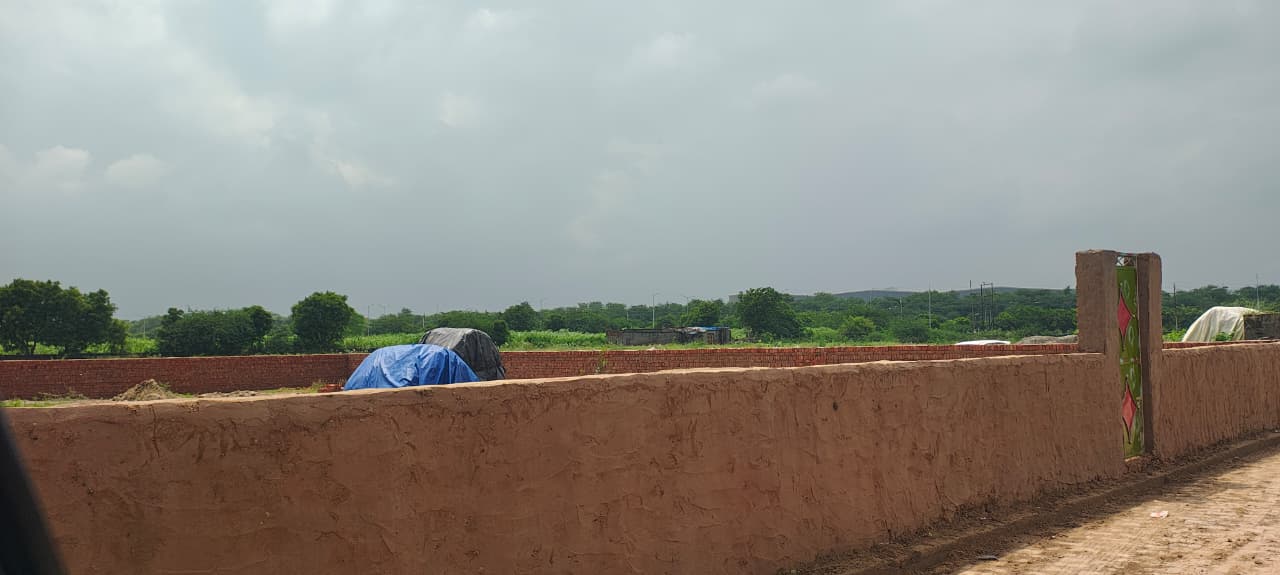 100 Sq-yrd Residential Plot for Sale in Dankaur